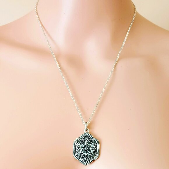 Silver Filigree Amulet Necklace 20" Double Sided Open Work Mandala Pendant - Picture 6 of 6